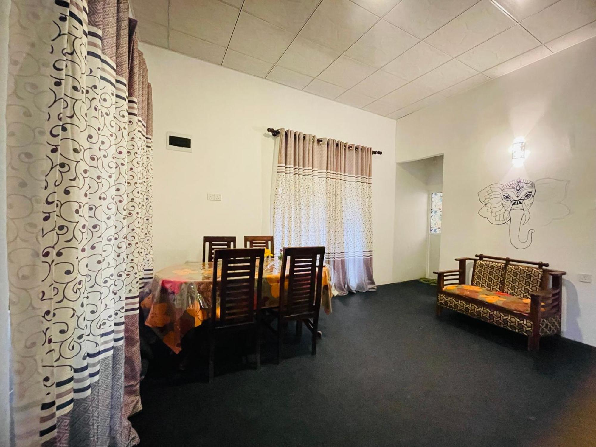 מלון דיקוולה White Hill House Hiriketiya מראה חיצוני תמונה