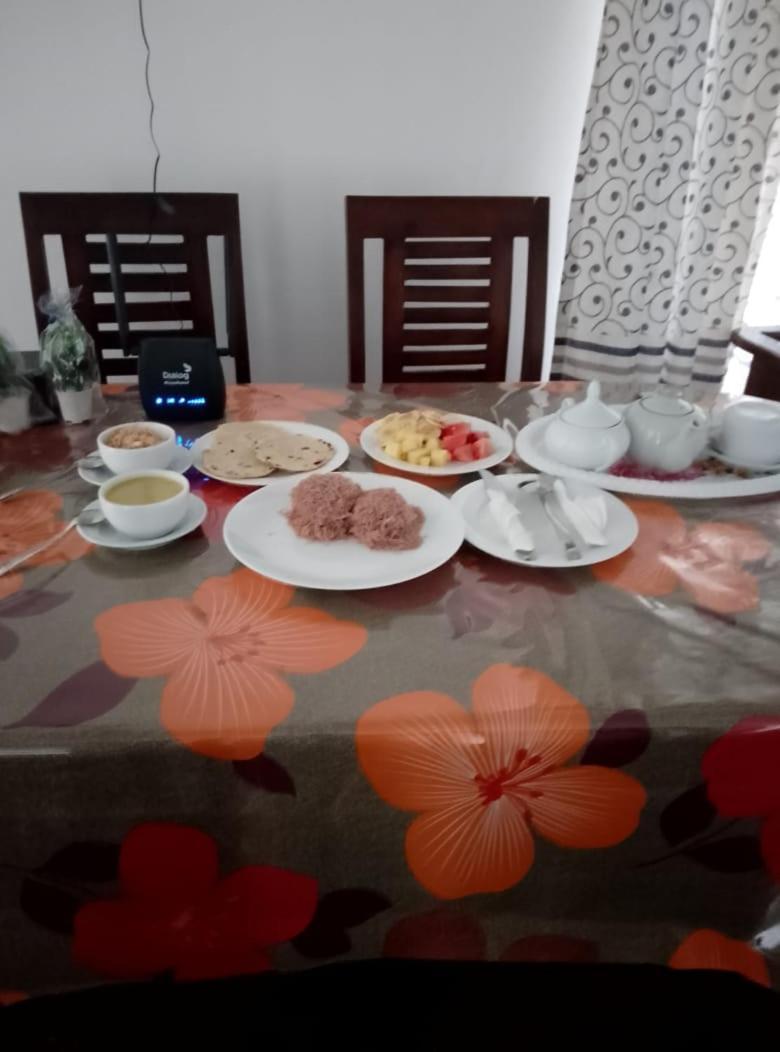 מלון דיקוולה White Hill House Hiriketiya מראה חיצוני תמונה